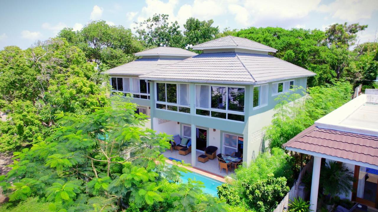 The Pool House & The Colobus House, Bella Seaview, Diani Beach, Kenya Extérieur photo
