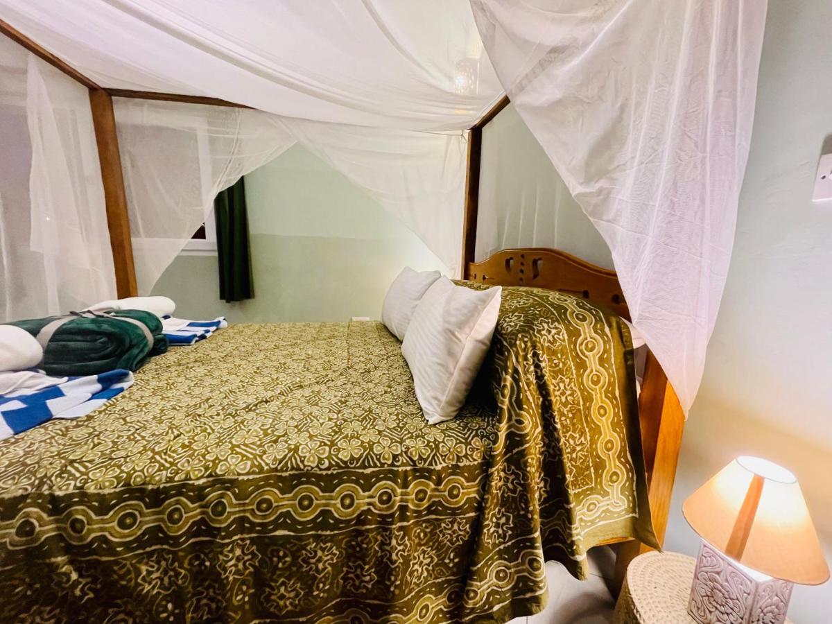 The Pool House & The Colobus House, Bella Seaview, Diani Beach, Kenya Extérieur photo