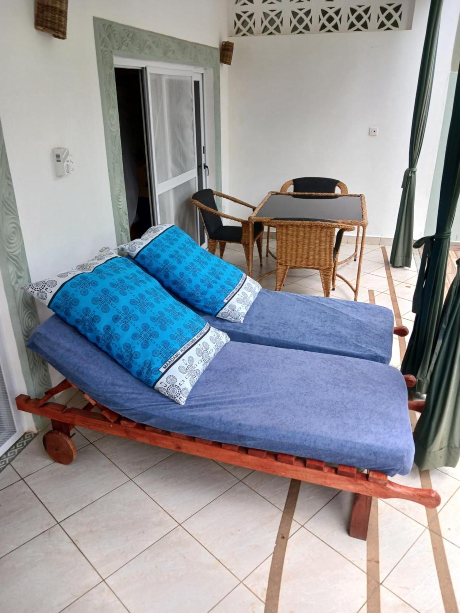 The Pool House & The Colobus House, Bella Seaview, Diani Beach, Kenya Extérieur photo